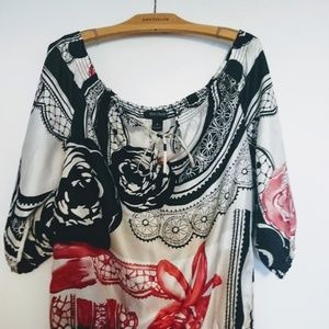 White House Black Market Top